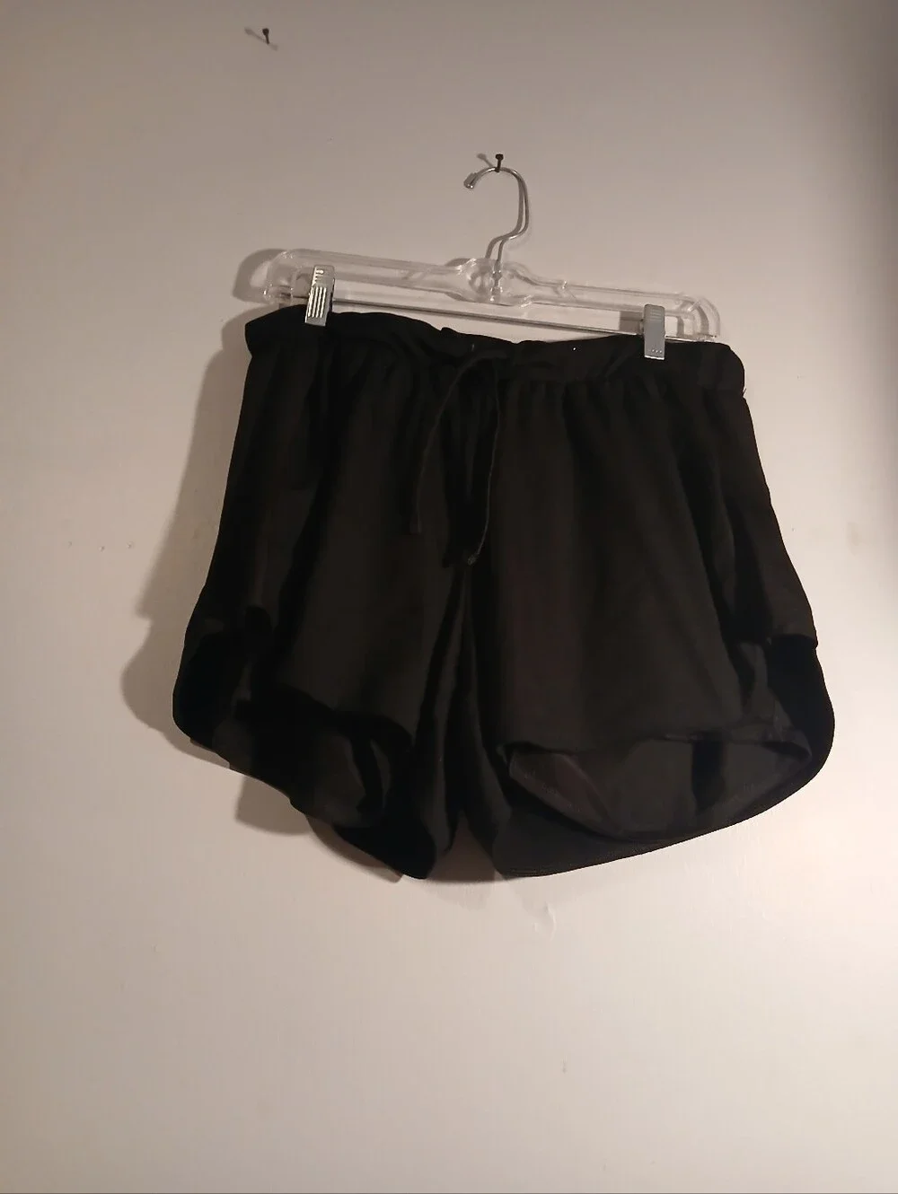 Avia Ladies Black Women's Drawstring Athletic Shorts. Size Large (12-14)